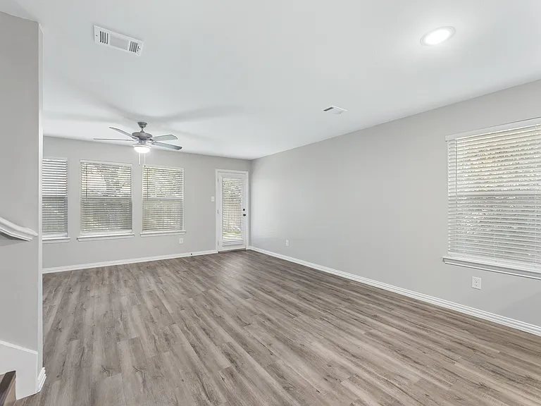 Audra Townhomes — Photo 29