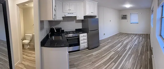 30-34 Salem End Rd — Photo 1