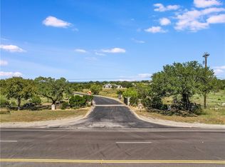 213 Cross Trl, Spicewood, TX 78669