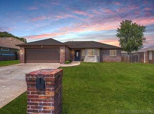 229 Canton Pl, Mannford, OK 74044