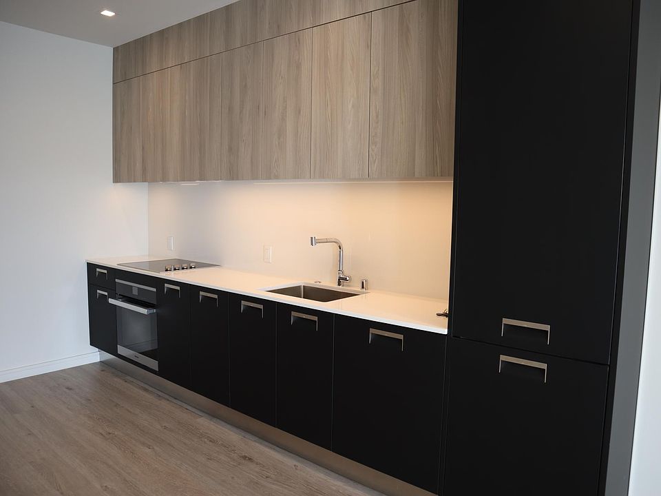 1st image of 2290 3rd St #609