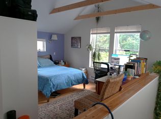 619 NW 89th St APT B, Seattle, WA 98117