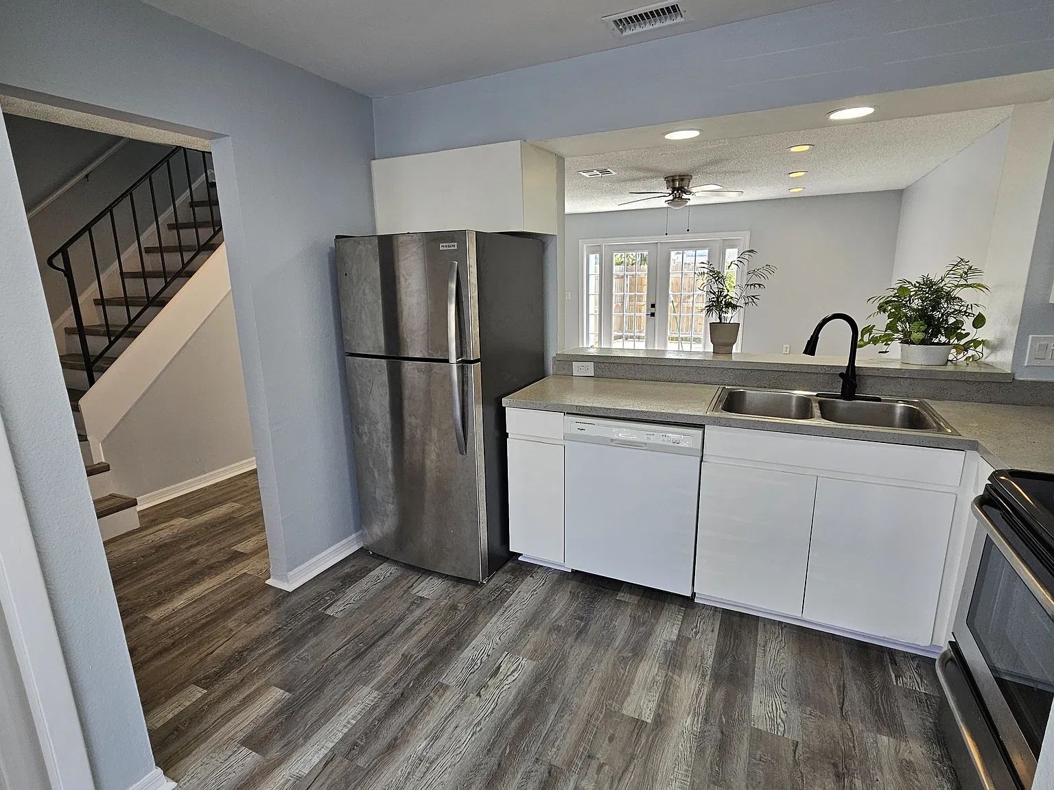 Stone Mill Way, Tampa — Photo 4