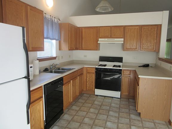 4th image of 20445 Kingsbrook Dr