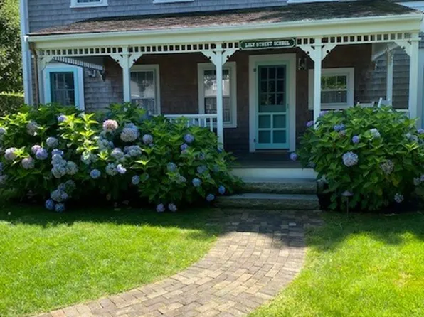 1A Lily St, Nantucket, MA 02554