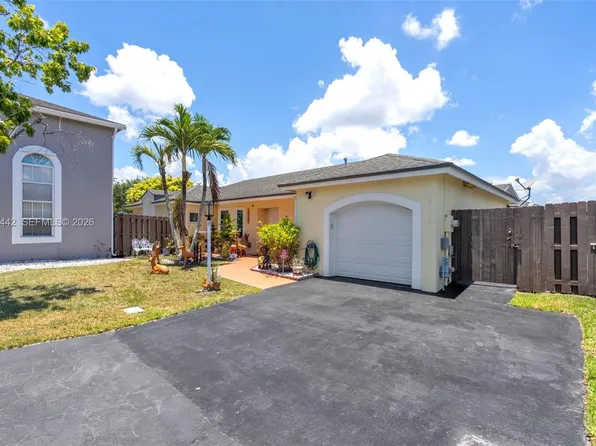 10170 NW 54th Ter, Doral, FL 33178