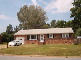 116 Newcastle Dr, Colonial Heights, VA 23834