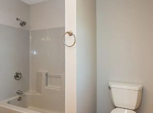 243 Ambrose St, Springfield, MA 01109