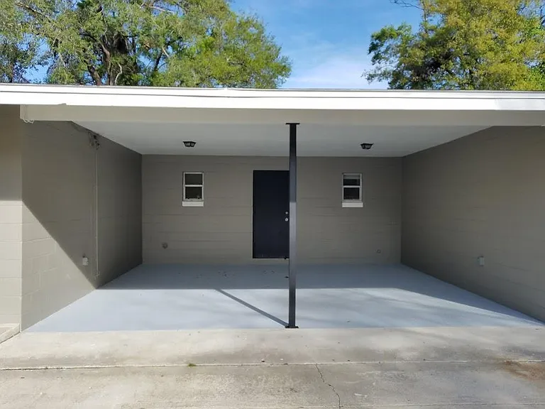 1823 Chamberlin St — Photo 3