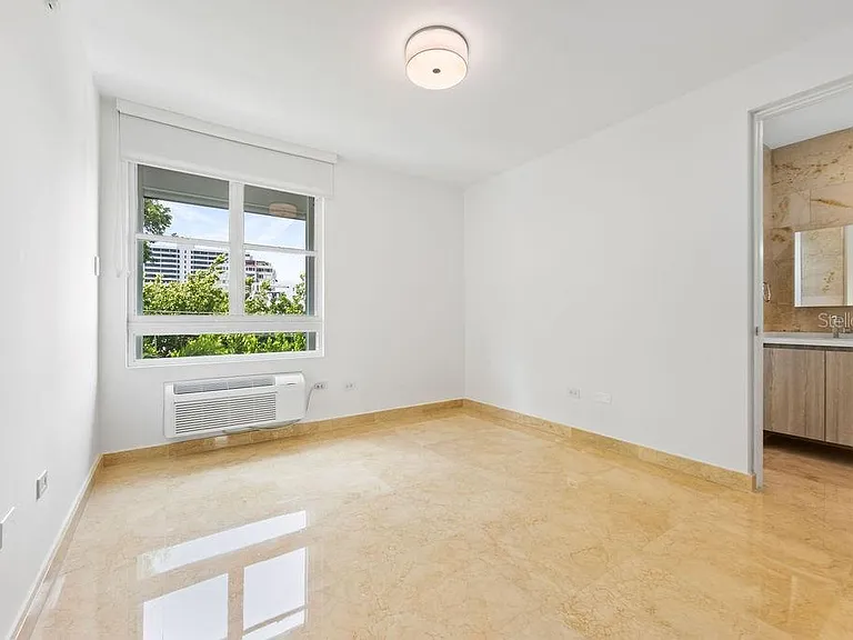 20 Carrian Court #401 — Photo 19