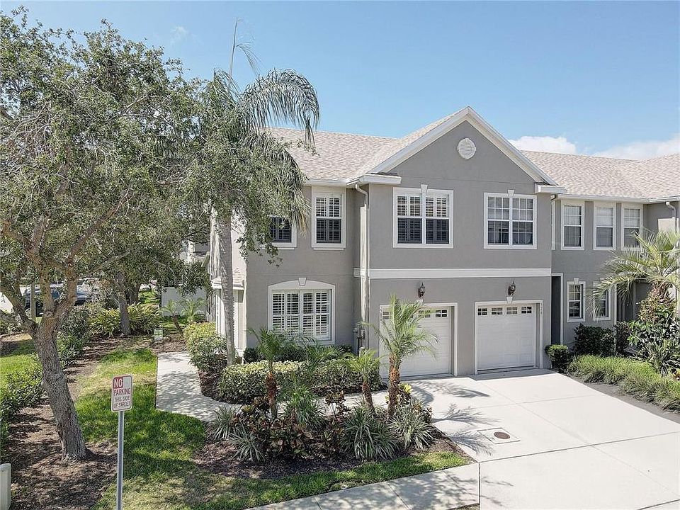 1st image of 580 SHOREHAM COURT NE