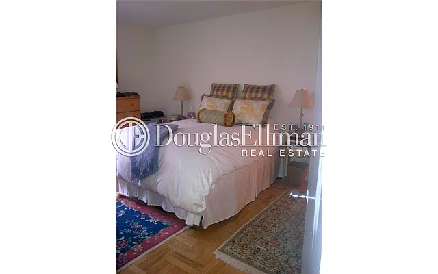 Rented by Douglas Elliman | media 10