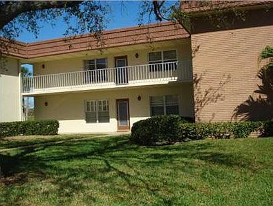 2nd image of 42 Vista Gardens Trl