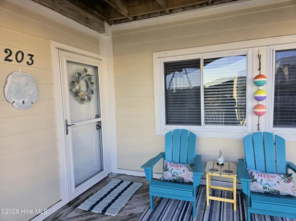 650 Salter Path Road #203, Pine Knoll Shores, NC 28512