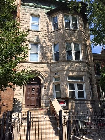 1st image of 856 W Fullerton Ave #G