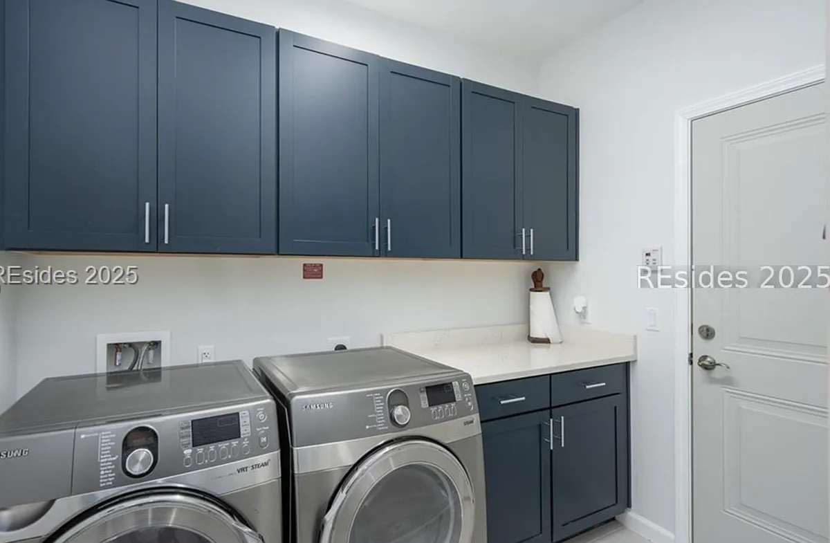 2 bed, 2.0 bath, 1204 sqft, $2,500 — Photo 3
