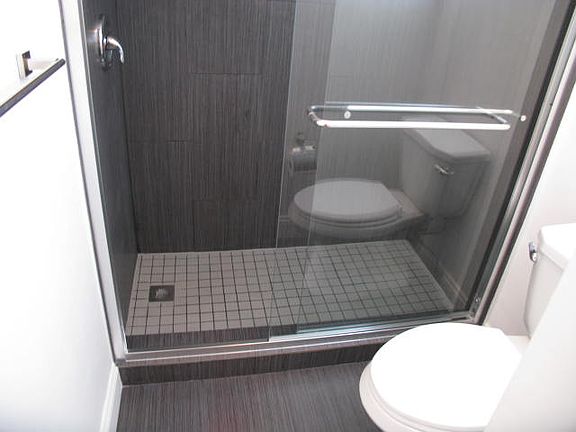 5th image of 1145 Normandy Dr APT 303