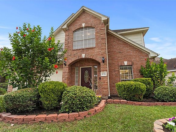 2nd image of 10326 Emerald Pine Dr
