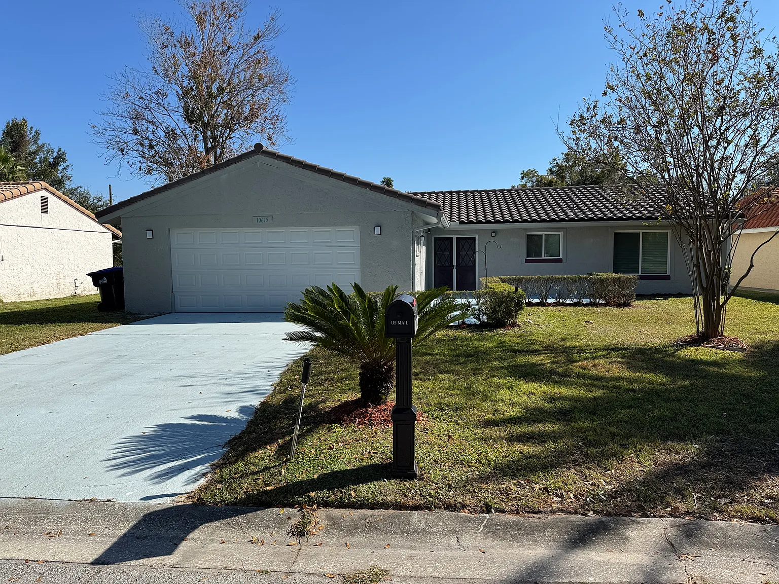 3 bed, 2016 sqft, $2,280 — Photo 2