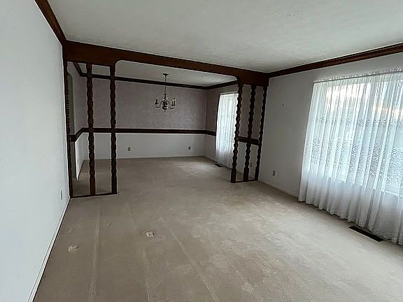 Living Room/Dining Room