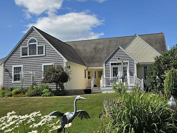 3rd image of 9 Swanton Drive