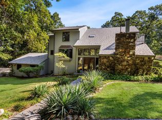 110 Swarthmore Ct, Woodstock, IL 60098