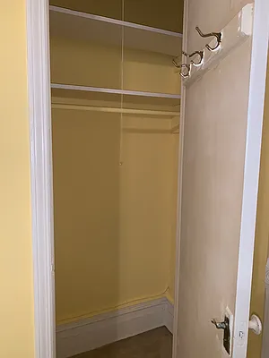 Rented by Chartwell Manhattan Realty | media 7