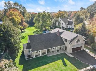 2 Lakeview Rd, Westport, CT 06880