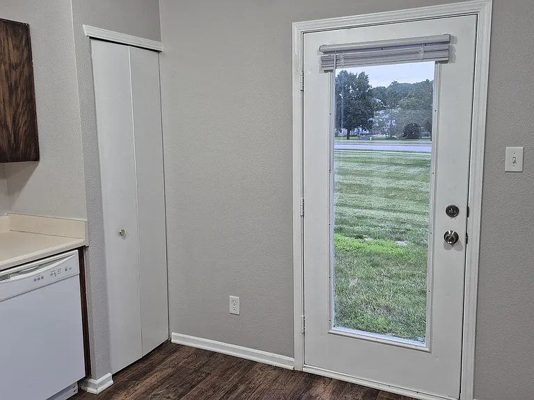 8030 Cork Bend Ln — Photo 34