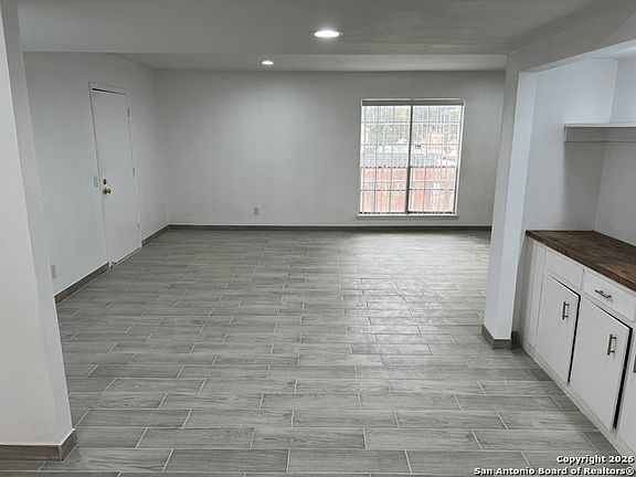 3rd image of 7500 Callaghan Rd APT 182