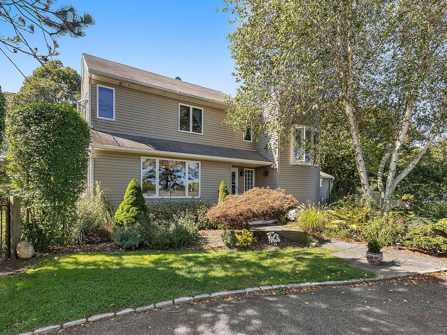 5 W Lake Dr, Montauk, NY 11954 Zillow