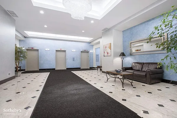 Sold by Sotheby's International Realty | media 26