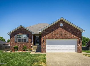 124 Spencer Ln, Mount Washington, KY 40047