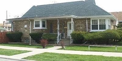 2nd image of 2601 N Melvina Ave
