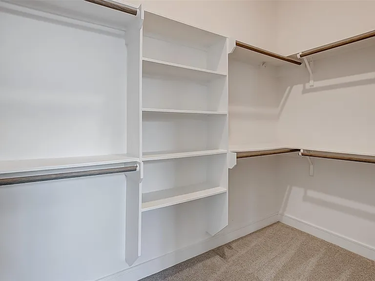 8926 Spring Knoll Forest Dr — Photo 22