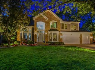 501 Rugby Pl, Schaumburg, IL 60194