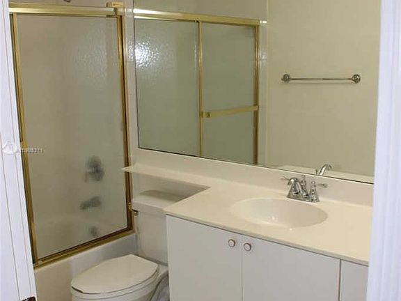3rd image of 10720 NW 66th St APT 502