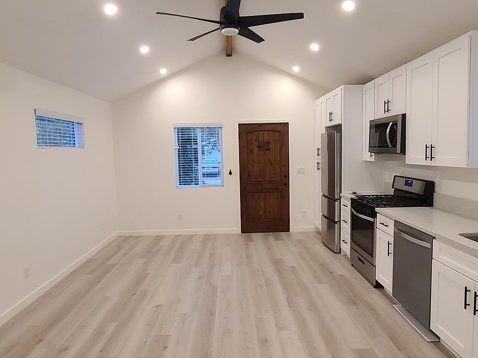 1st image of 6601 1/2 Berquist Ave
