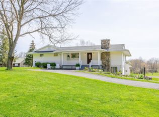 4085 Cramer Rd, Canandaigua, NY 14424