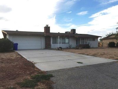 12608 Kewanna Rd, Apple Valley, CA, 92308