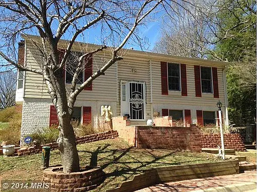 5817 Shana Pl Photo 1