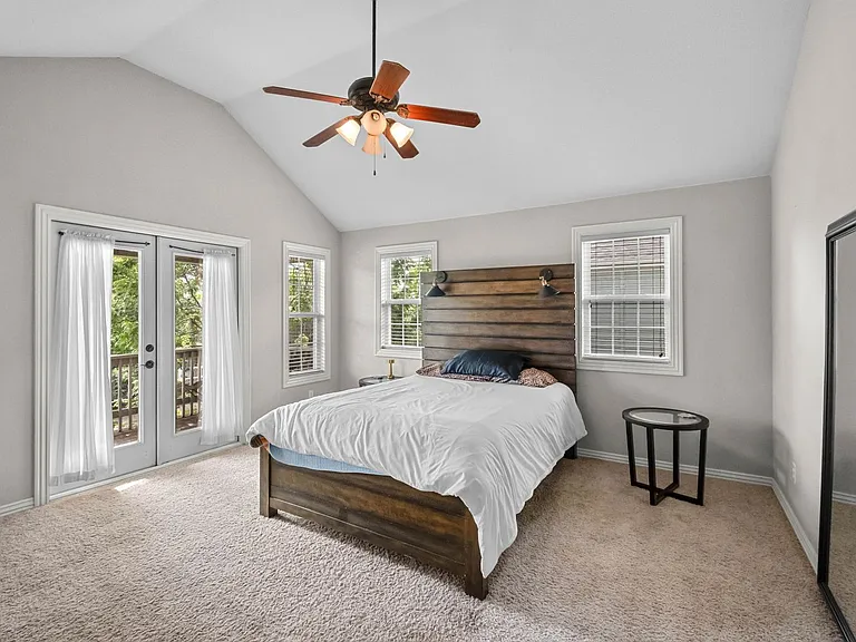 563 N Tennyson Ln — Photo 6