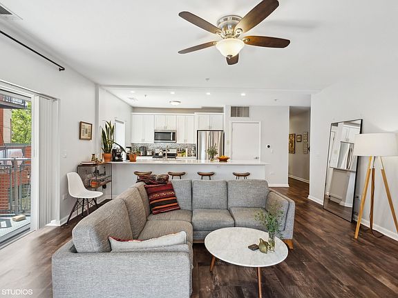 5th image of 1222 Chicago Ave #503