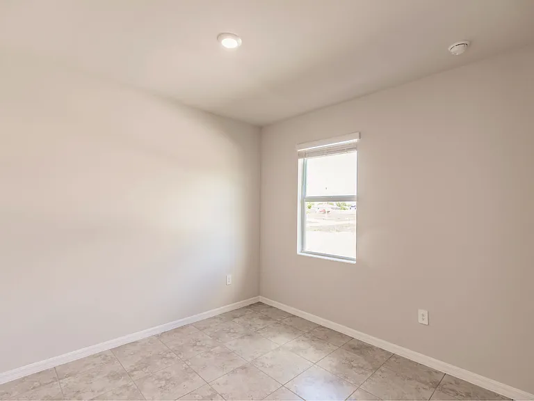 3603 NE 12th Ct — Photo 12