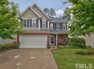 8112 Willowglen Dr, Raleigh, NC 27616