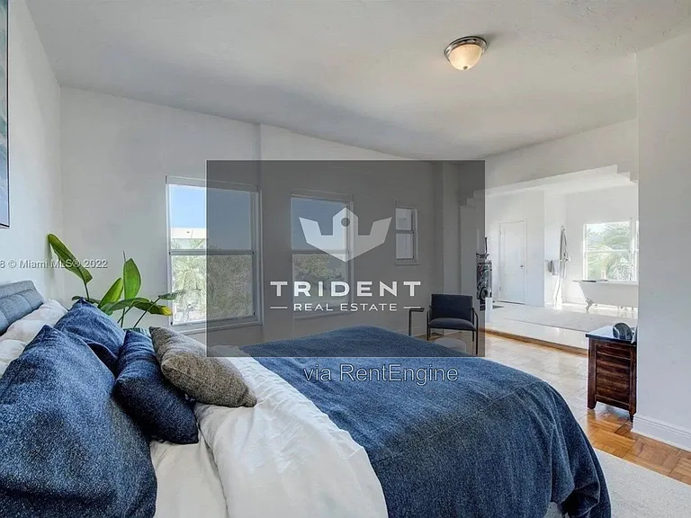 4035 Meridian Ave #PENTHOUSE — Photo 10