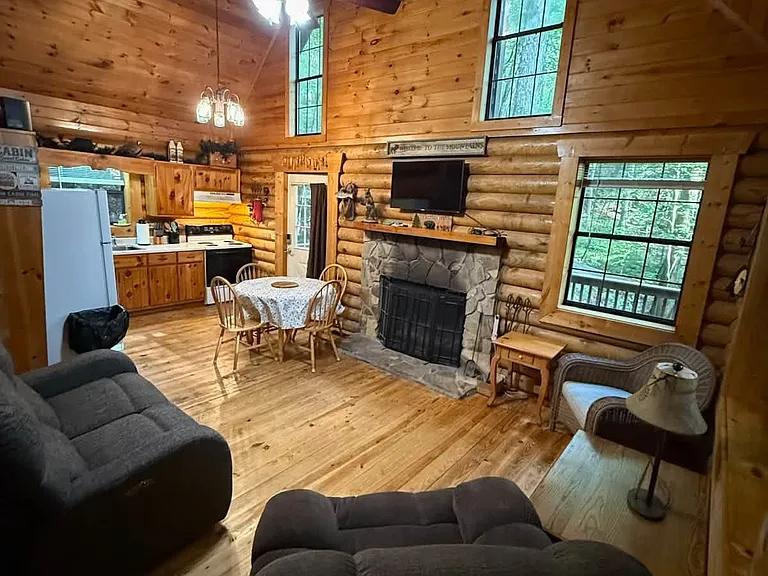 49 Laras Peace Ln — Photo 2