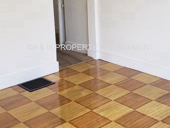 4th image of 236 W 73rd Ter