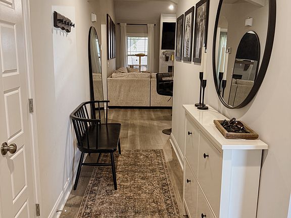 5th image of 1201 Elizabeth Ln