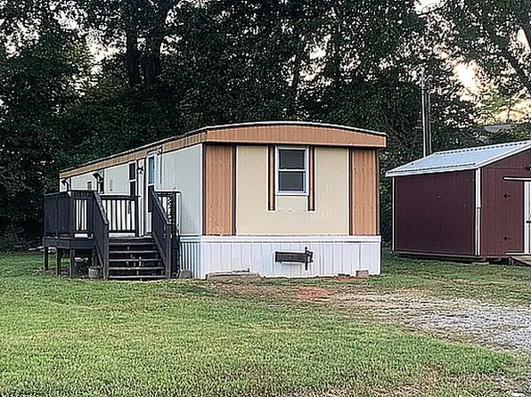 24 Eagle St, Clarksville, TN 37042
